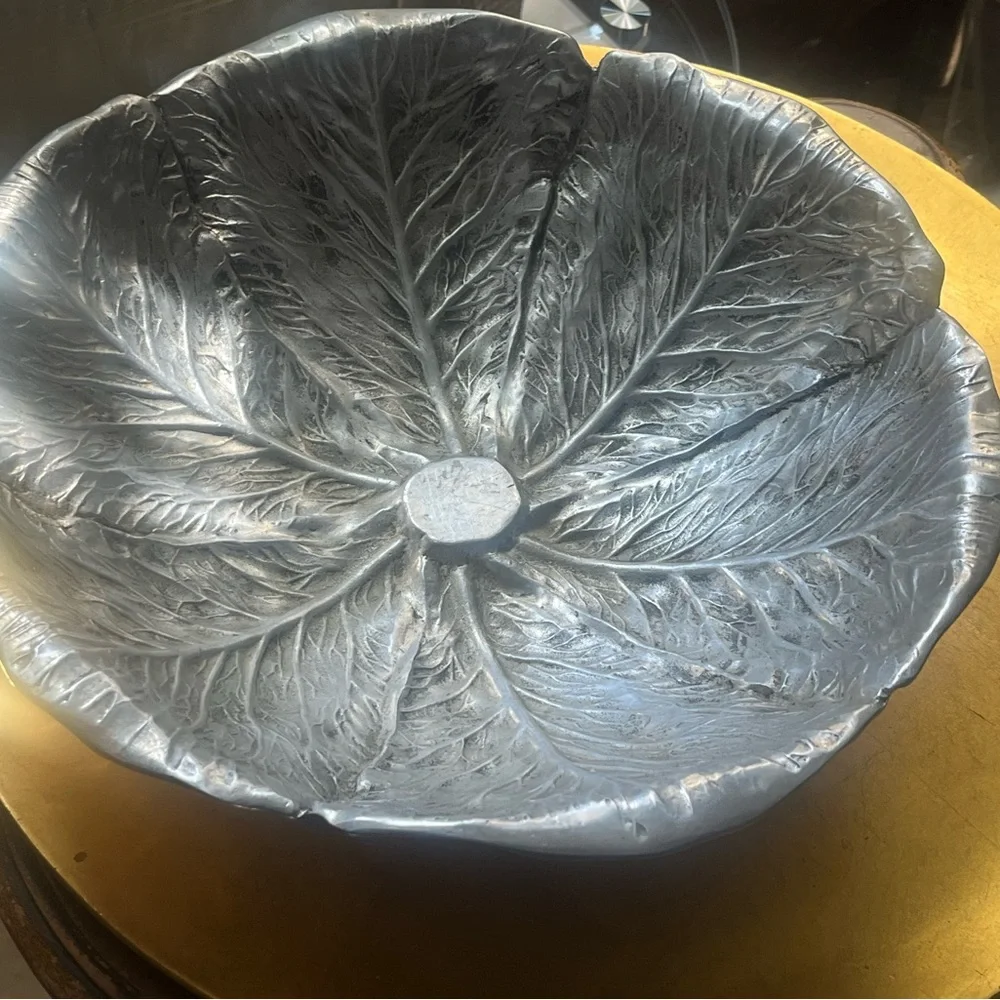Silver Leaf-Shaped Bowl - Picture 3 of 9
